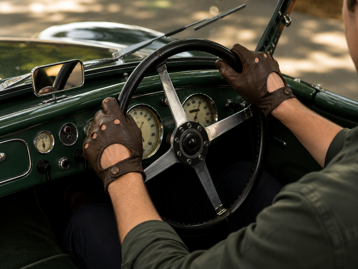 The Ultimate Driving Glove – Hand Sewn